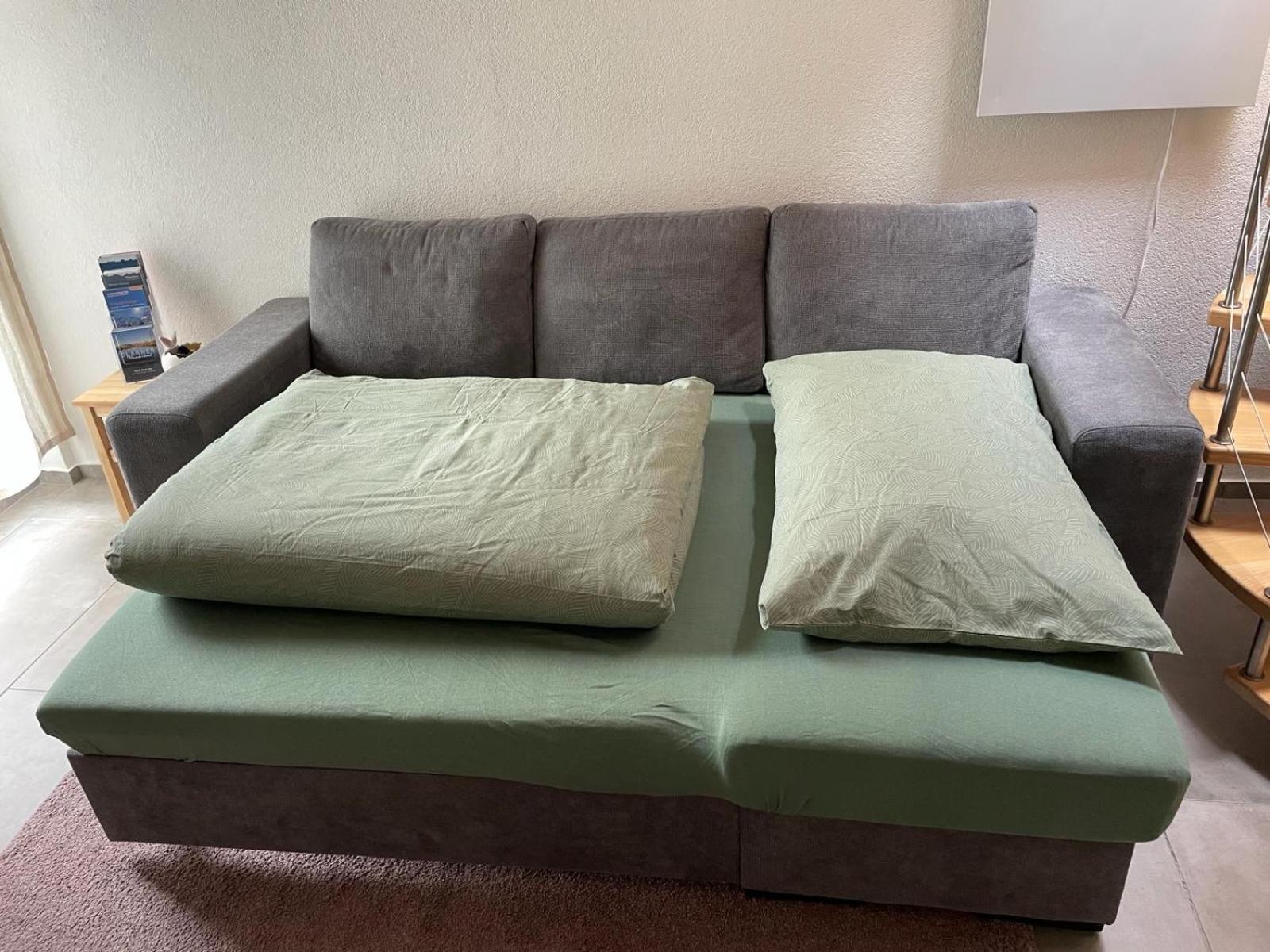 Wohnung Am Postweg Netstal Bagian luar foto