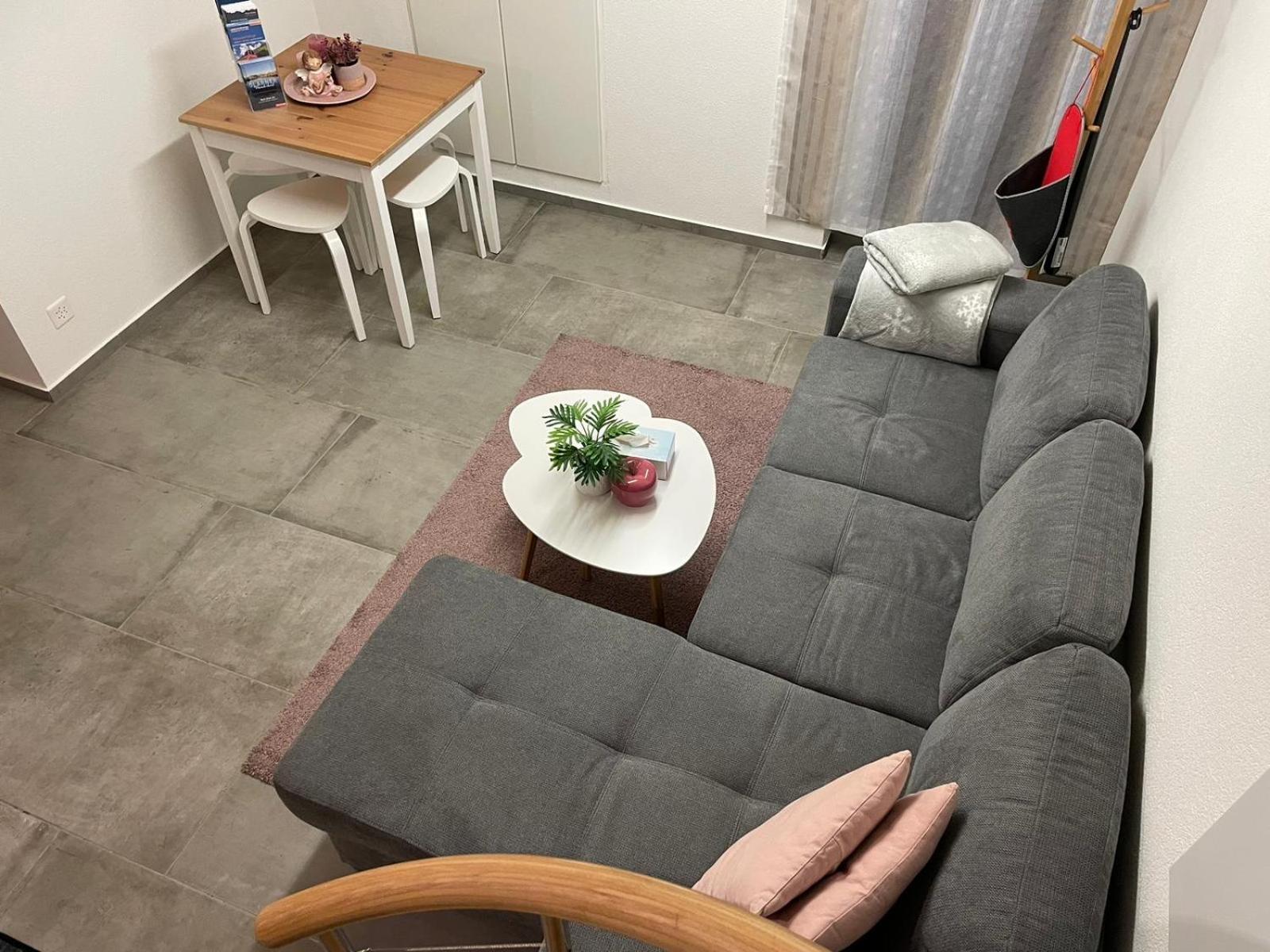 Wohnung Am Postweg Netstal Bagian luar foto